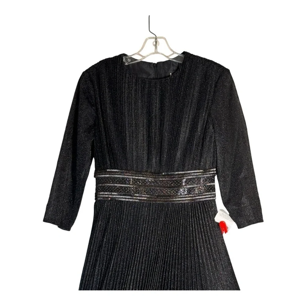 Mac Duggal Shimmering Pleated A-Line Gown in Black NWT - Picture 4 of 11